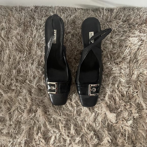 Size 8: Slingback Heels - Business Chic - Picture 3 of 6